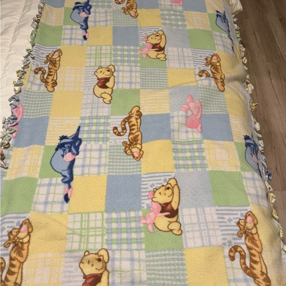 Disney Pastel Winnie the Pooh Blanket